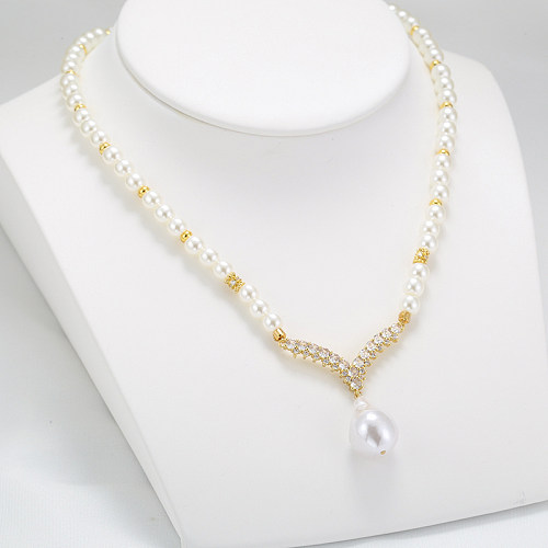 Collier avec pendentif plaqué or 18 carats, style Simple et élégant, en forme de V, petit ours, Imitation perle, incrustation de cuivre, Zircon