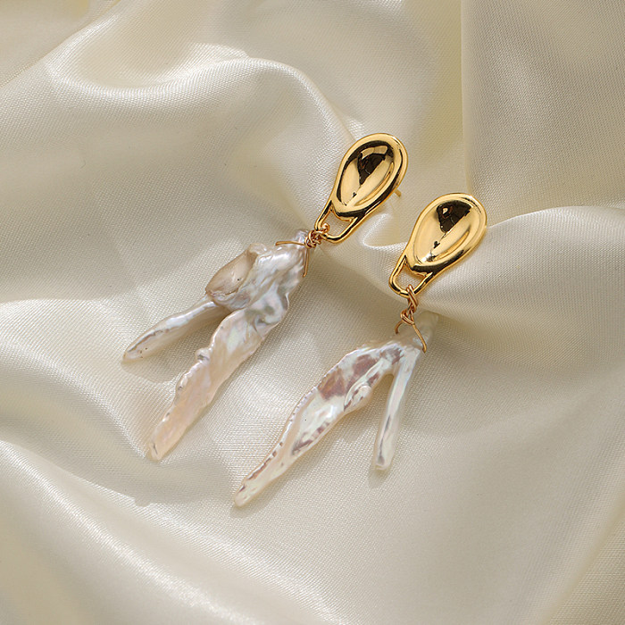 1 Pair Baroque Style Simple Style Irregular Plating Copper 18K Gold Plated Drop Earrings