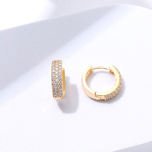 1 par de pendientes de aro chapados en oro y plata con incrustaciones de diamantes de imitación artificiales con incrustaciones de cobre redondo brillante