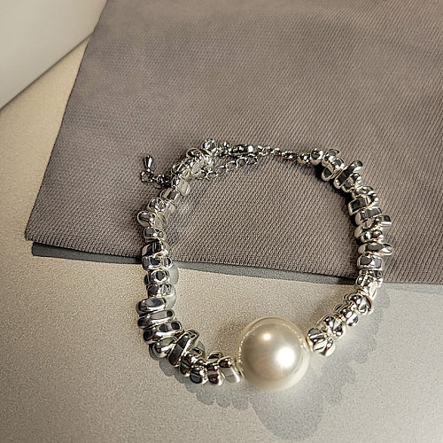 Collier de bracelets de placage de cuivre de perle artificielle irrégulière de style moderne