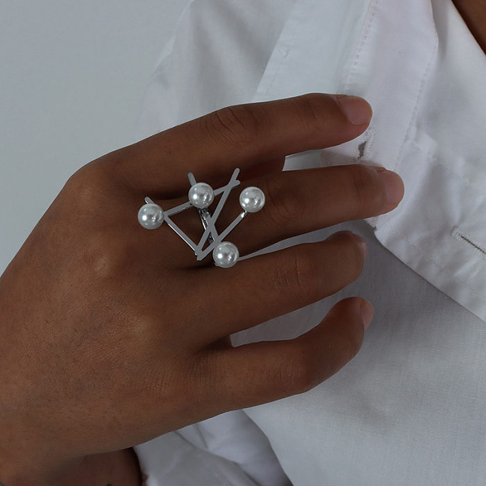 Pulseras de anillos de perlas artificiales con incrustaciones de acero de titanio con perlas irregulares de estilo simple
