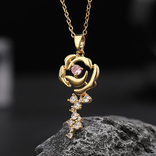 Elegante Blumen-Anhänger-Halskette aus Titanstahl mit Kupfereinlage und künstlichem Diamant