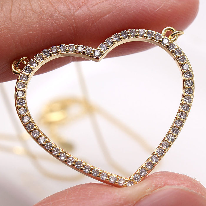 Colar de zircão banhado a ouro de cobre em forma de coração estilo IG estilo básico simples a granel