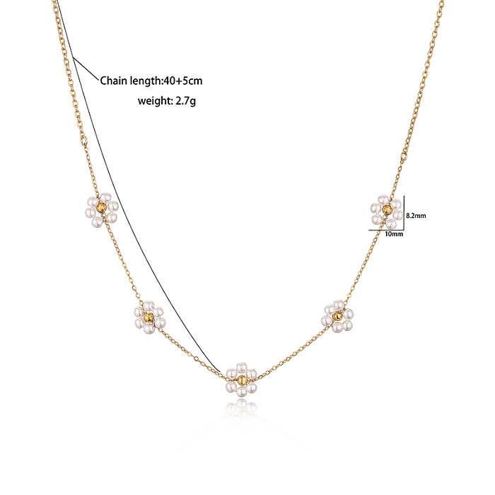 Collar con colgante chapado en oro de 18K con incrustaciones de perlas artificiales y retales de cobre con pétalos redondos y dulces elegantes