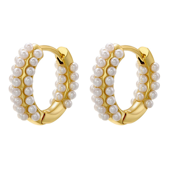 1 paire de boucles d'oreilles plaquées or 18 carats, style Simple et élégant, incrustation ronde en cuivre et perles