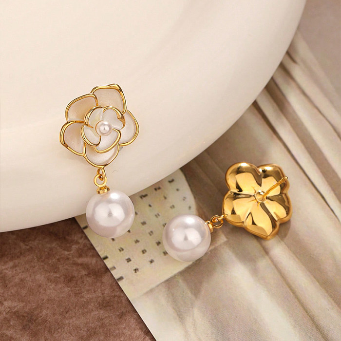 1 par de pendientes colgantes de cobre con perlas de imitación esmaltadas pintadas con Flor Retro elegante