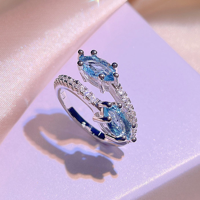 Romantische glänzende vierblättrige Kleeblatt-Kupfer-Inlay-künstliche Kristallringe-Ohrring-Halskette