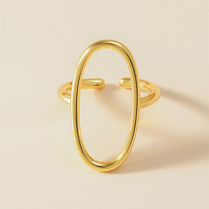 El chapado en cobre ovalado del estilo simple casual ahueca hacia fuera el anillo abierto plateado oro 18K