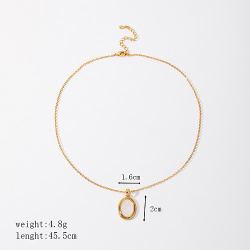 Collar de pendientes chapado en oro de 18 quilates con incrustaciones de cobre ovalado de concha de perla de agua dulce