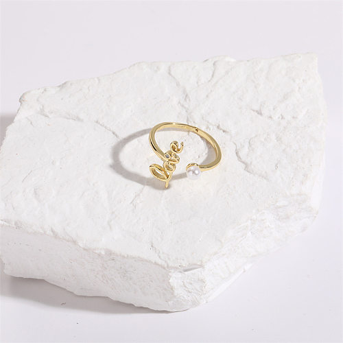 Estilo simples carta de amor cobre banhado a ouro pérolas artificiais anel aberto 1 peça