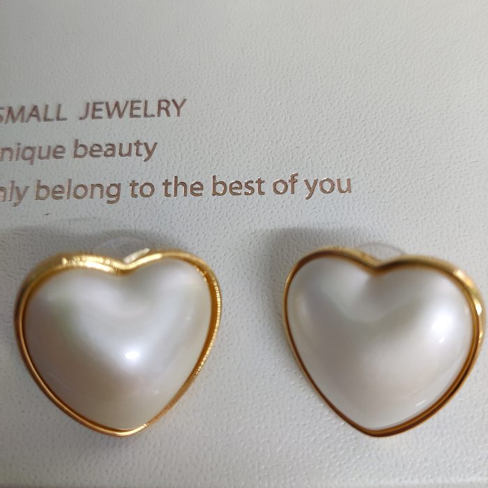 1 Pair Simple Style Heart Shape Inlay Copper Pearl Ear Studs