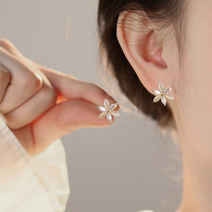 1 par de brincos de orelha de zircão de cobre com incrustações de flores de estilo simples
