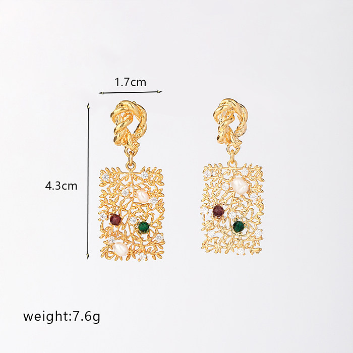 1 Paar lässige, luxuriöse Stern-Herz-Form-Blumen-Beschichtung, ausgehöhltes Inlay, Kupfer-künstliche Kristallperle, 18 Karat vergoldete Tropfen-Ohrringe