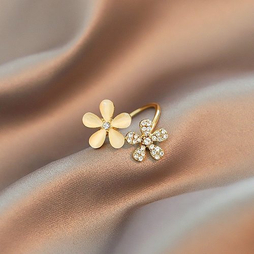 Anel aberto de opala de strass de cobre com flor doce a granel
