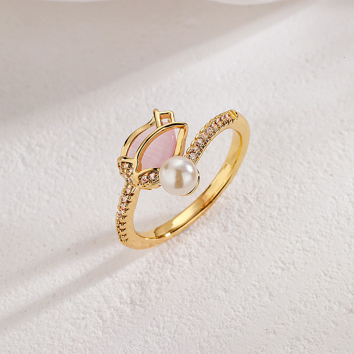 Modischer offener Ring mit geometrischer Blume, Kupfer, vergoldet, künstliche Perlen, Zirkon, 1 Stück