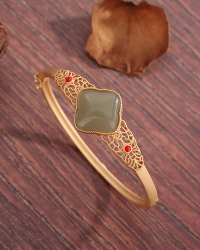 Chinoiserie clássica geométrica cobre oco incrustação de pedras preciosas artificiais pulseira banhada a ouro 18K
