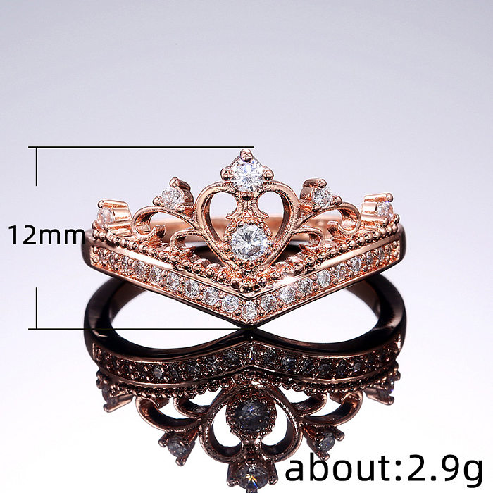 Bague créative en Zircon Micro-incrusté pour femme, couronne en cuivre, bijoux à main classiques à la mode