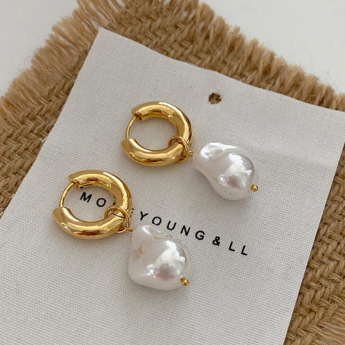 1 Pair Simple Style Irregular Copper Pearl Plating 18K Gold Plated Drop Earrings