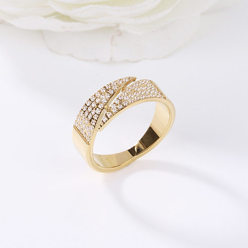 Anéis de diamante artificiais de aço titânio da forma simples do coração de Streetwear do estilo no volume