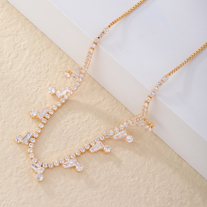 Simple Style Square Tassel Copper Gold Plated Zircon Pendant Necklace In Bulk