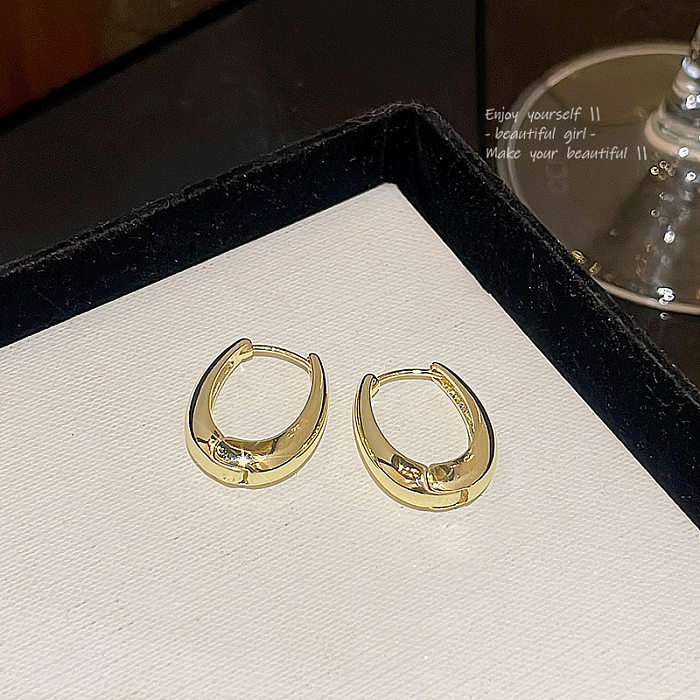 1 Pair Simple Style Roman Style British Style Solid Color Handmade Plating Copper Gold Plated Hoop Earrings