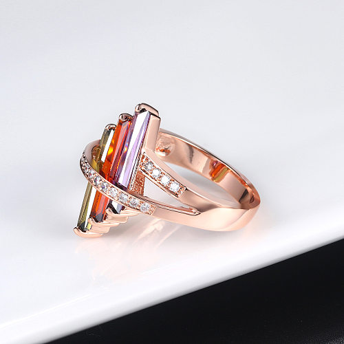Ringe im modernen Stil mit geometrischem Kupfer-Polierüberzug und Inlay-Zirkon-Vergoldung