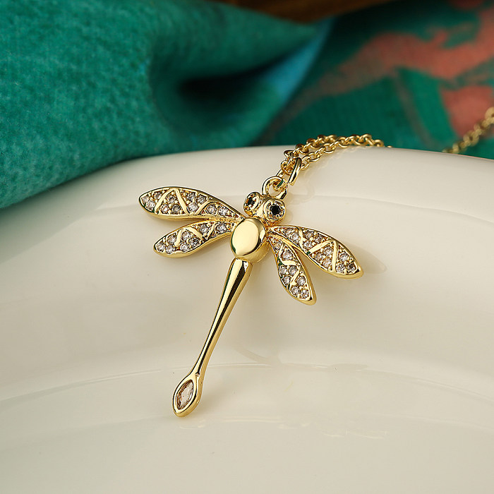 Einfache Pendel-Halskette mit Libellen-Kupfer-Inlay und Zirkon-Anhänger, 18 Karat vergoldet