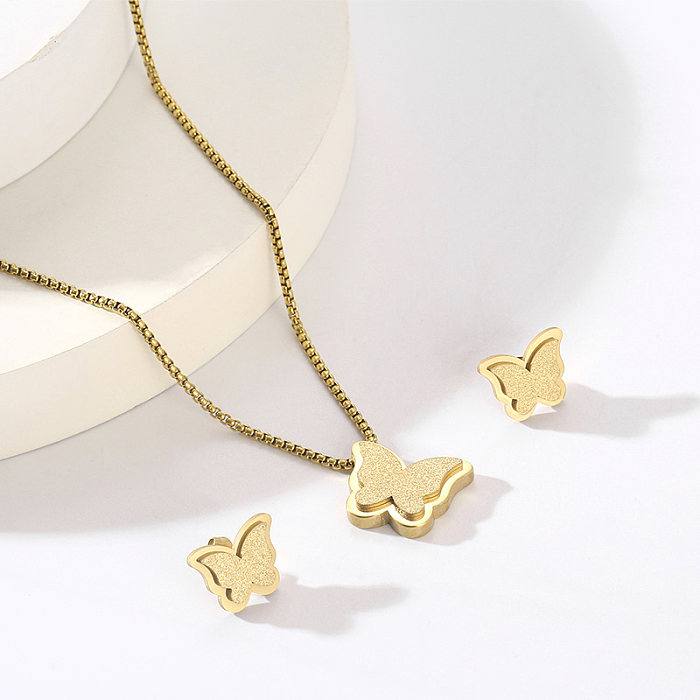Collar de pulseras chapado en oro de 18 quilates con revestimiento de acero inoxidable de mariposa de estilo simple