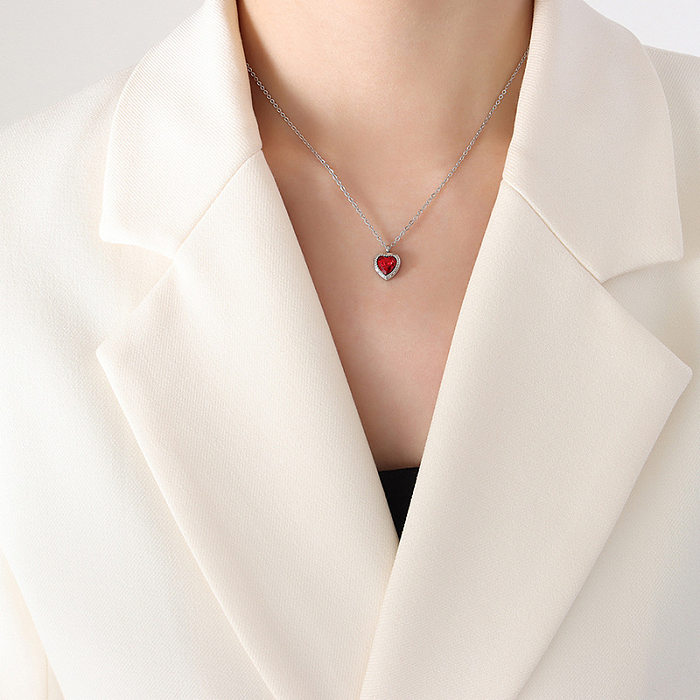Retro Heart Shape Titanium Steel Pendant Necklace Zircon Stainless Steel Necklaces