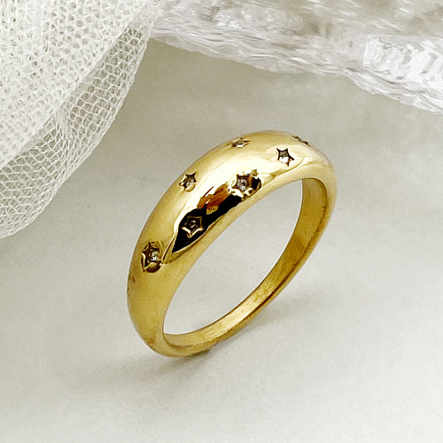 Anéis banhados a ouro de zircão com revestimento de aço inoxidável com estrela artística de estilo clássico
