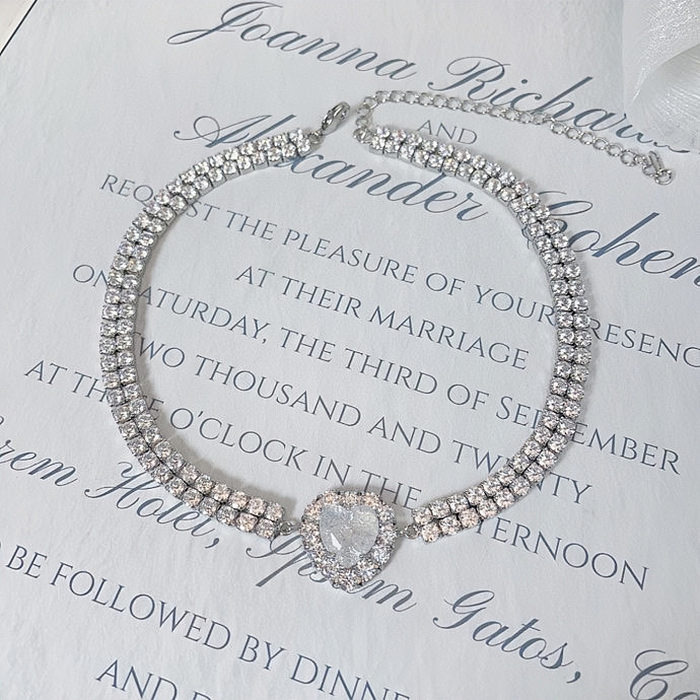 Style Simple forme de coeur cuivre placage incrustation Zircon argent plaqué anneaux boucles d'oreilles collier