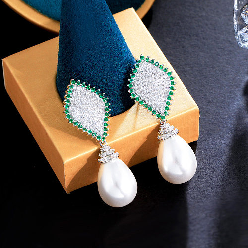 1 Paar Lady Sweet Water Droplets Plating Inlay Kupfer Künstliche Perlen Künstlicher Diamant Rhodiniert Versilbert Tropfenohrringe
