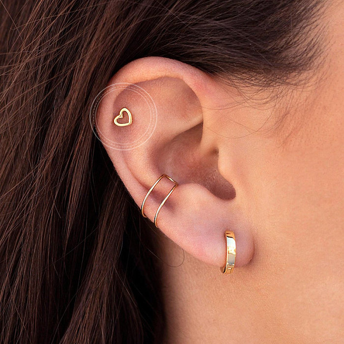 Cute Heart-shaped Small Stud Earrings Hollow Love Temperament Earrings Ear Buckle Ear Jewelry