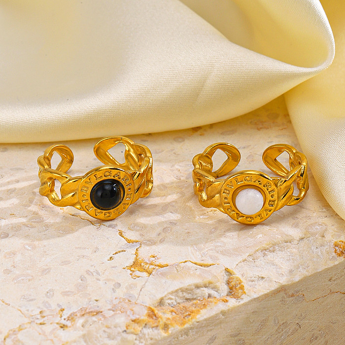 Correntes de estilo romano com estampa de revestimento de aço inoxidável, incrustação turquesa obsidiana, anéis abertos banhados a ouro 18K