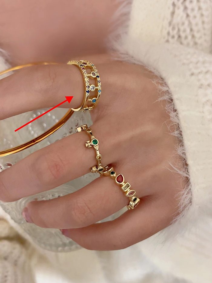 Anillo abierto chapado en oro con diamantes de imitación con incrustaciones de cobre geométrico de vacaciones informales estilo INS