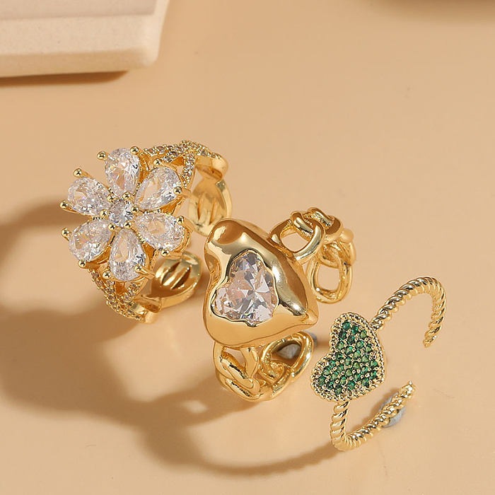 Elegante luxuoso estilo clássico formato de coração flor revestimento de cobre incrustação zircão anéis banhados a ouro 14K