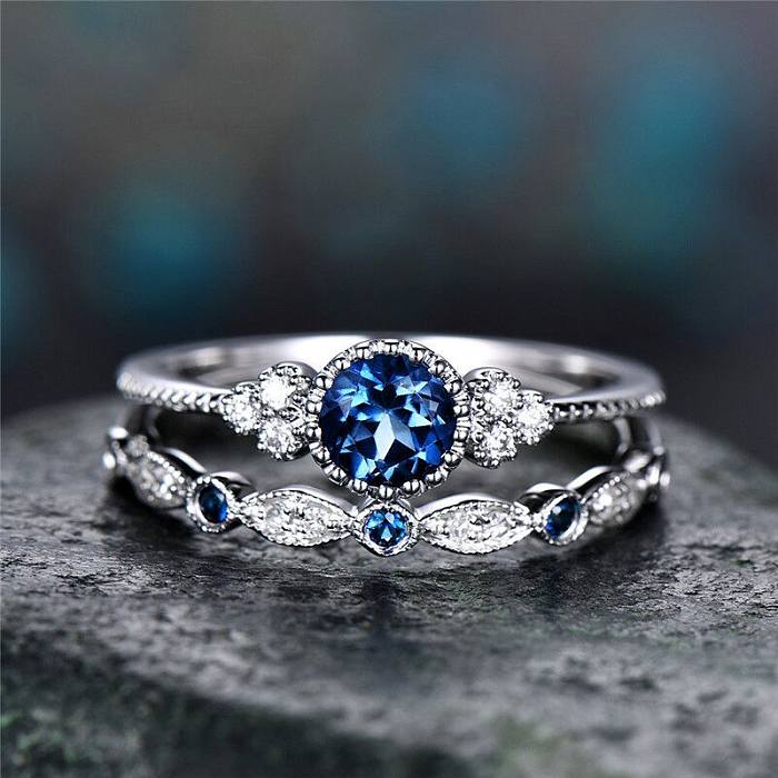 جديد الموضة الزركون السيدات خاتم النحاس مطلي الأبيض K مايكرو مجموعة خاتم الزمرد