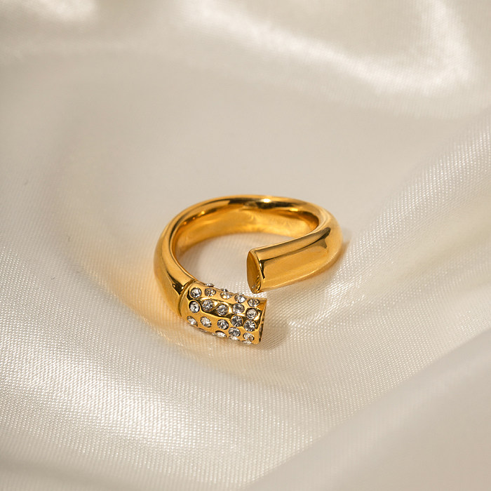 Anillo abierto chapado en oro de 18K con incrustaciones de diamantes de imitación chapado asimétrico de acero inoxidable de Color sólido estilo INS estilo Simple