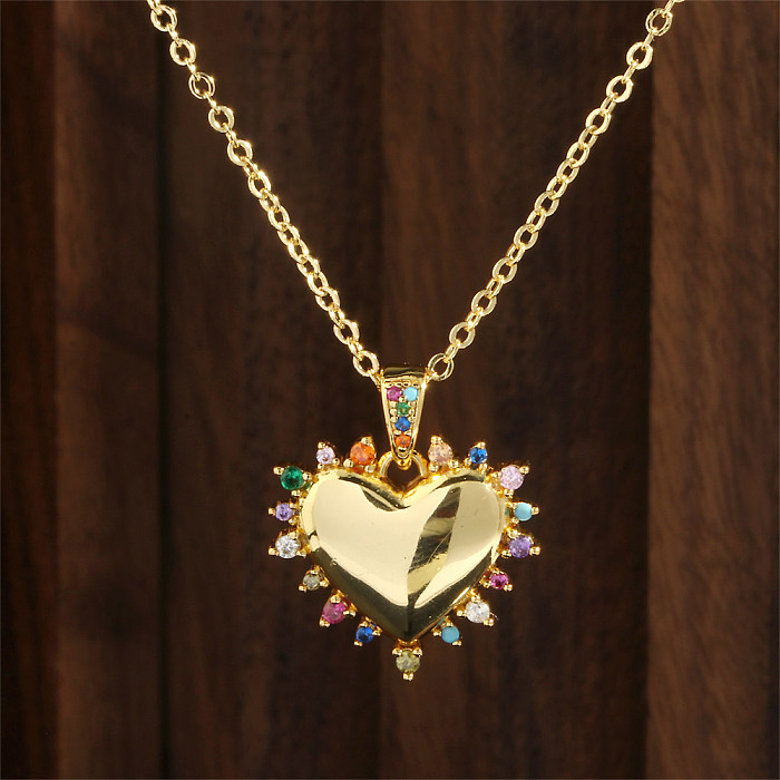 قلادة على شكل قلب بتصميم بسيط على شكل قلب مطلية بالنحاس ومرصعة بالزركون ومطلية بالذهب عيار 18 قيراط