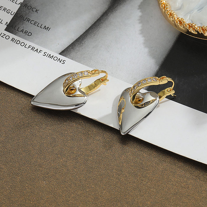 Retro Heart Shape Copper Inlay Zircon Dangling Earrings 1 Pair