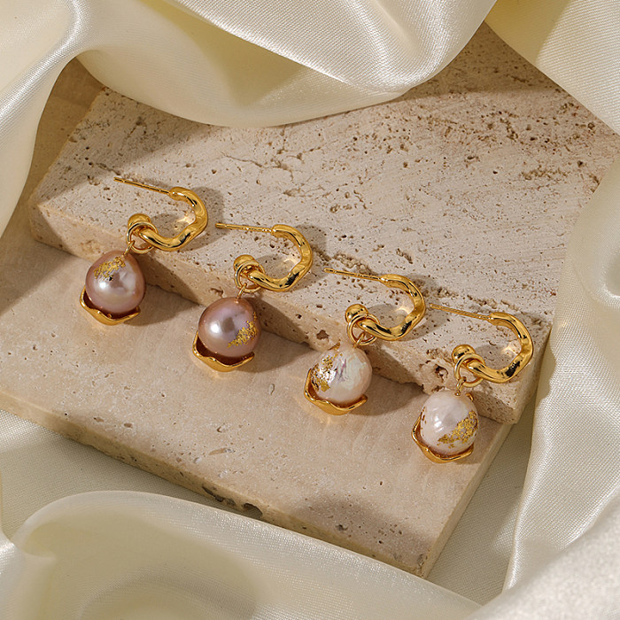 1 Paar elegante, luxuriöse Pendelohrringe mit unregelmäßiger Beschichtung, Kupfer-Süßwasserperle, 18 Karat vergoldet