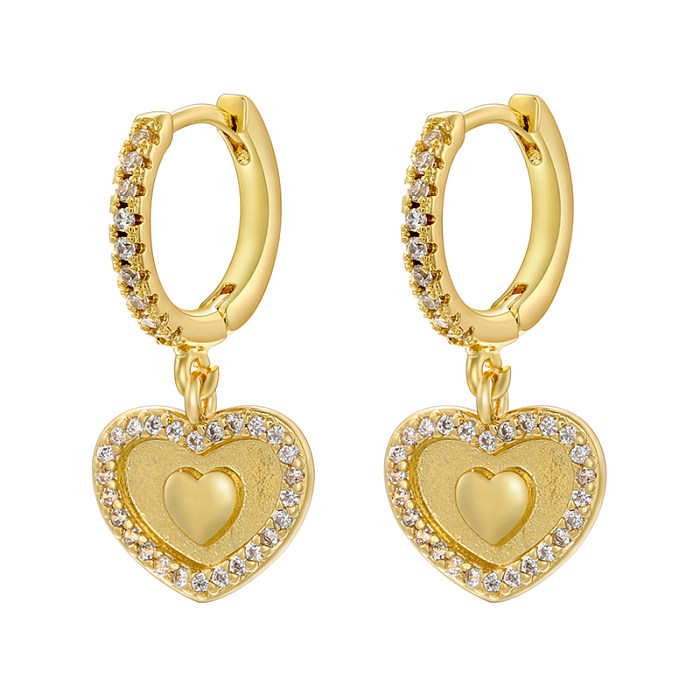 1 par elegante luxuoso brilhante formato de coração chapeado oco incrustação de cobre zircão 18K brincos banhados a ouro