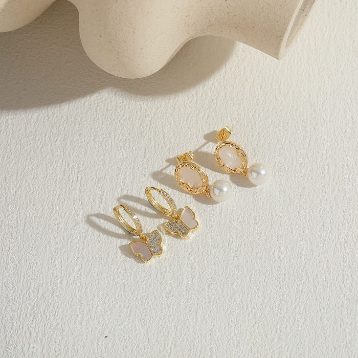1 paire de boucles d'oreilles asymétriques papillon de Style classique, incrustation de cuivre et de Zircon plaqué or 14 carats