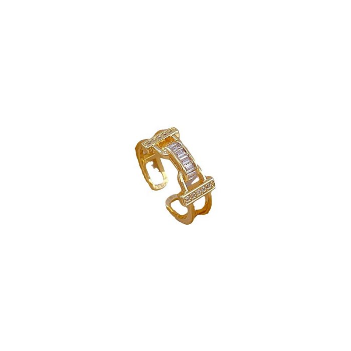 Luxuoso embutimento de latão de cor sólida com pedras preciosas artificiais anéis abertos banhados a ouro
