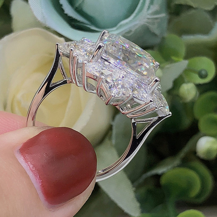 Anéis de zircão com incrustações de cobre e flores da moda