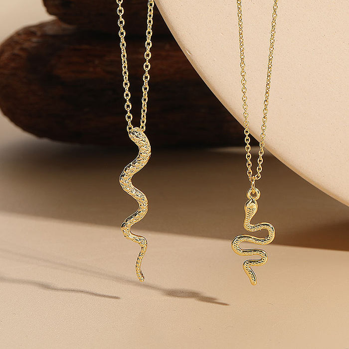 Moderner Stil, coole Schlangen-Kupfer-Halskette mit 14-Karat-Vergoldung