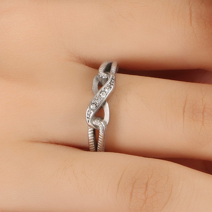 Anillo de diseño de moda japonés y coreano, anillo ligero de lujo de acero inoxidable con forma de 8