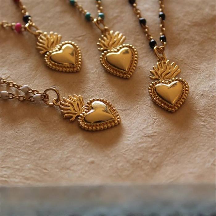 Collier pendentif plaqué or en forme de cœur rétro, plaqué cuivre, Long collier