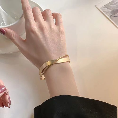 Bracelet plaqué cuivre de couleur unie de style simple
