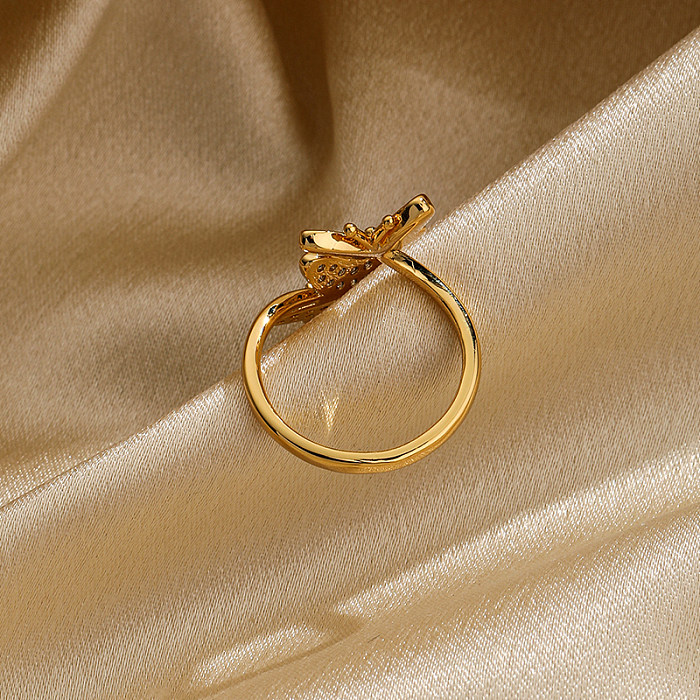 Moda Borboleta Chapeamento de Cobre Inlay Shell Zircon 18K Banhado A Ouro Anéis Abertos